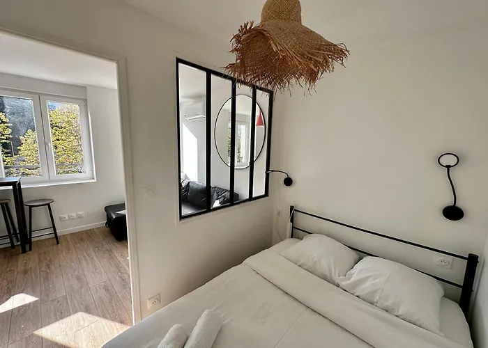 Petra - Climatise En Hypercentre * Reims